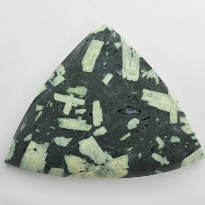 Ancient-green-porphyry-59.39-ct.jpg