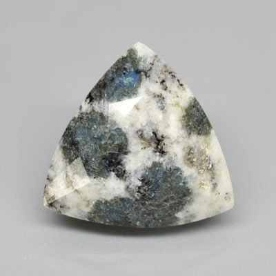 Azurite-in-quartz-8.49-ct.jpg