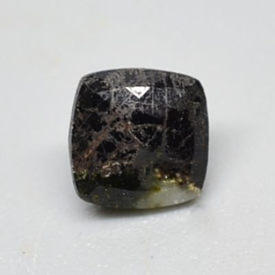 Babingtonite-0.35-ct.jpg