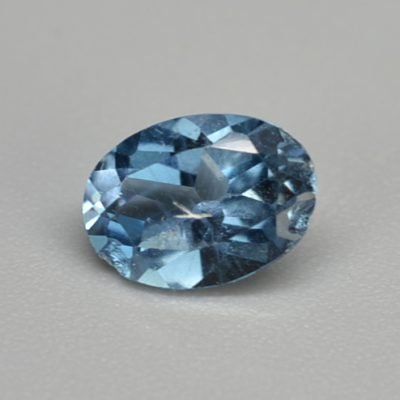 Blue-topaz-0.90-ct.jpg