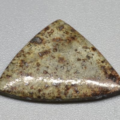 Chondrite-7.68-ct.jpg