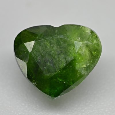 Chrome-diopside-1.80-ct.jpg