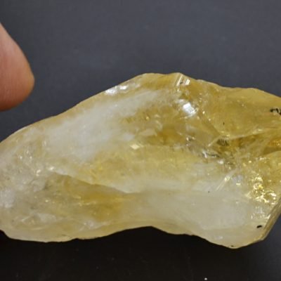 Citrine-with-hollandite-67.63-gr.jpg