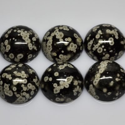 Cosmic-obsidian-lot-335.9-ct.jpg