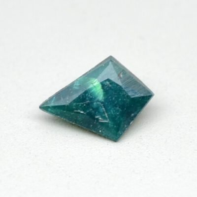 Dioptase-0.54-ct.-1.jpg