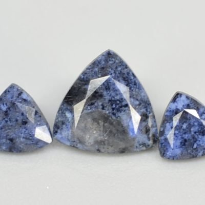 Dumortierite-1.11-ct.jpg