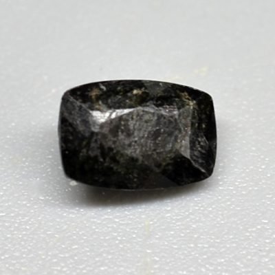 Ferri-fluoro-tschermakite-0.63-ct.-1-copy.jpg