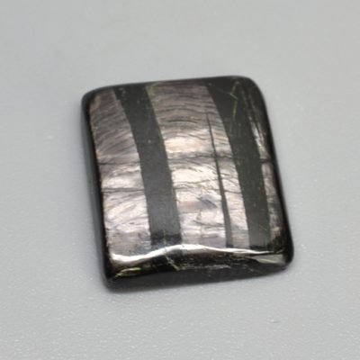 Hypersthene-7.96-ct.jpg
