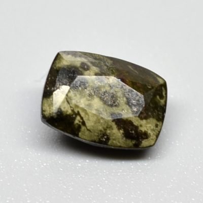 Johannsenite-2.13ct.jpg