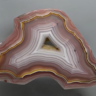 Laguna-agate-156.8-ct.a.jpg