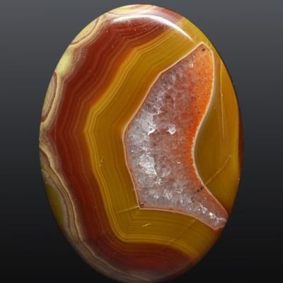 Laguna-agate-26.78-ct.jpg