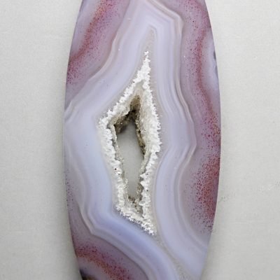 Laguna-agate-63.28-ct.jpg