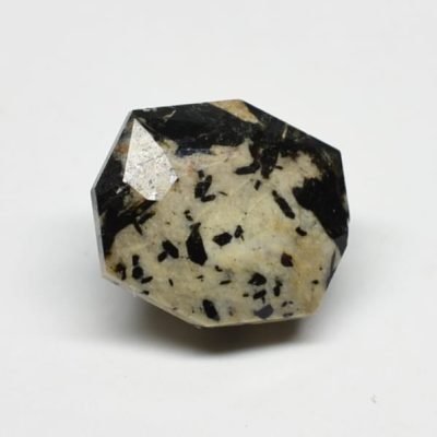 Lavenite-2.98-ct.jpg