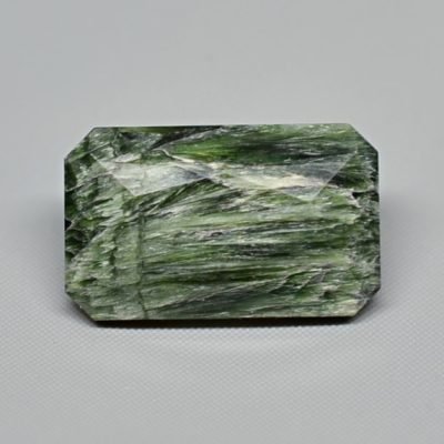 Lizardite-1.80-ct.jpg