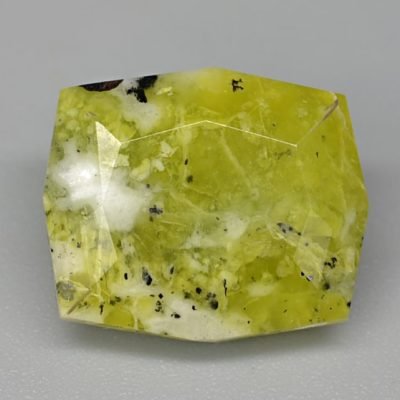 Lizardite-8.03-ct.jpg