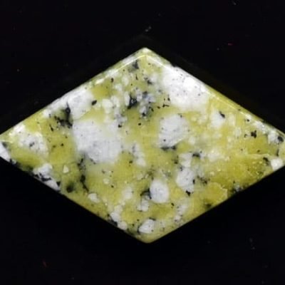 Lizardite-8.96-ct.jpg