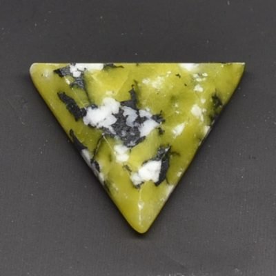 Lizardite-magnetite-8.20-ct.a.jpg