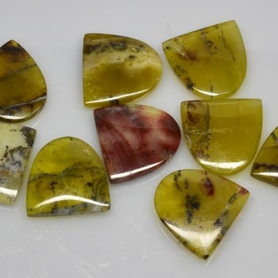 Moss-opal-lot-86.24-ct.jpg