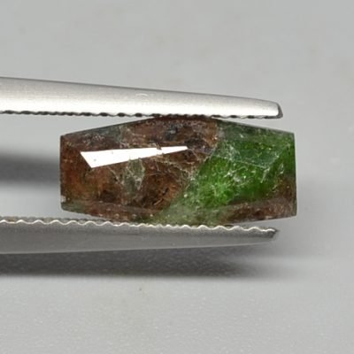 Omphacite-2.06-ct.jpg