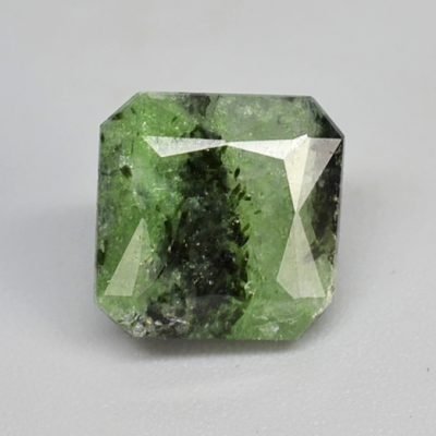 Pargasite-in-zoisite-3.17-ct.jpg