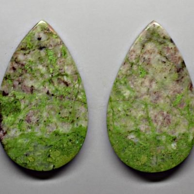 Parrot-wing-chrysocolla-68.97-ct.-1.jpg