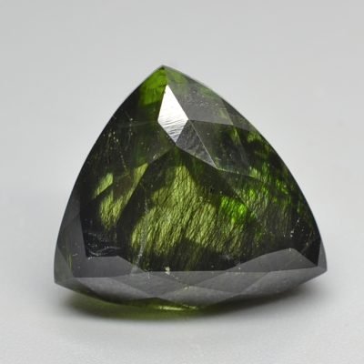Peridot-ludwigite-19.31-ct.jpg