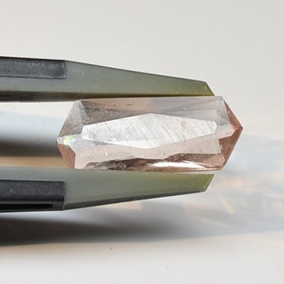 Pink-fluorite-2.07-ct.jpg