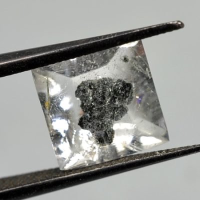 Quartz-with-chlorite-2.36-ct.jpg