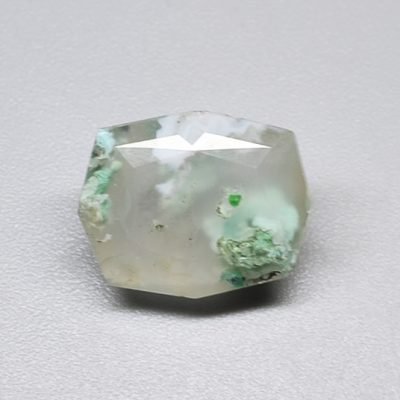Quartz-with-chrysocolla-copper-6.17-ct.jpg