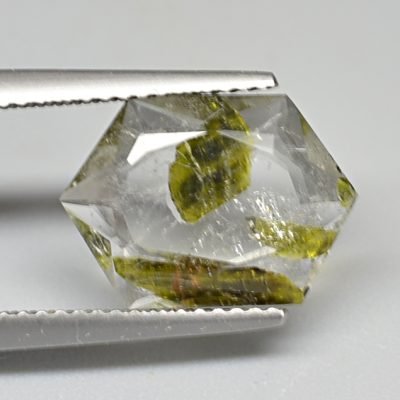 Quartz-with-epidote-3.47-ct.a.jpg