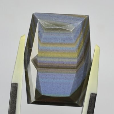Rainbow-obsidian-14.08-ct.a-1.jpg