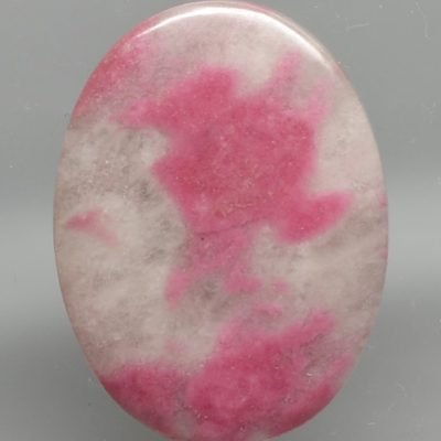 Rhodonite-in-quartz-69.98-ct.jpg