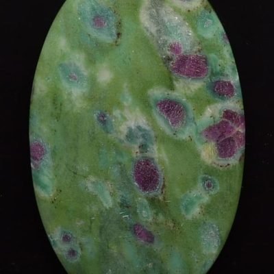 Ruby-in-fuchsite-11.3.38-ct.jpg