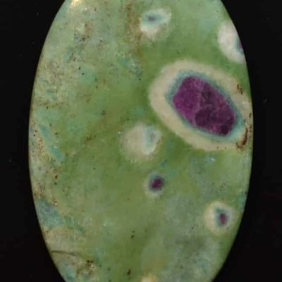 Ruby-in-fuchsite-127.46-ct.jpg