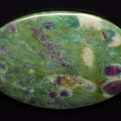 Ruby-in-fuchsite-155.27-ct.jpg