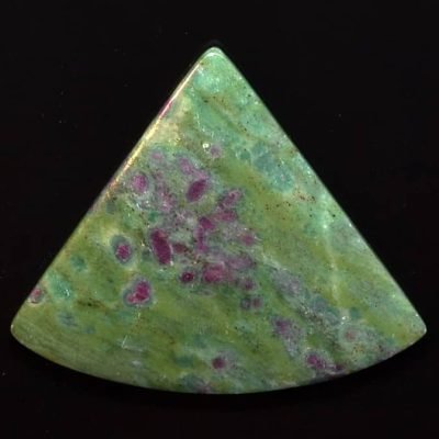 Ruby-in-fuchsite-81.15-ct.jpg