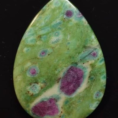 Ruby-in-fuchsite-81.90-ct.jpg