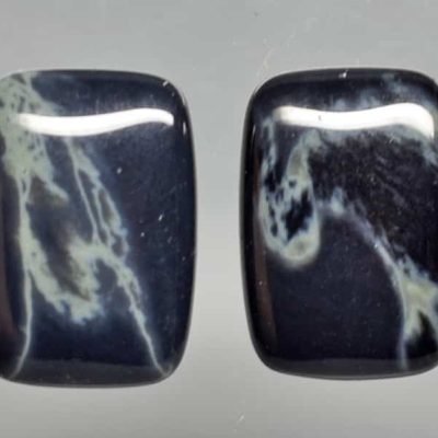 Spiderweb-obsidian-17.84-ct.jpg