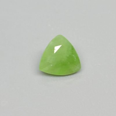 Tremolite-0.417-ct.jpg
