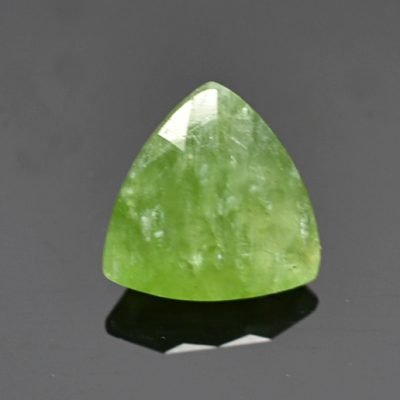 Tremolite-0.69-ct.a.jpg