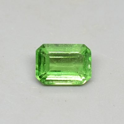 Tsavorite-0.97-ct.jpg