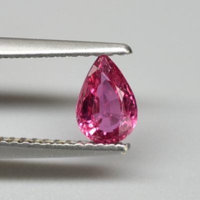 Umba-sapphire-0.68-ct.jpg