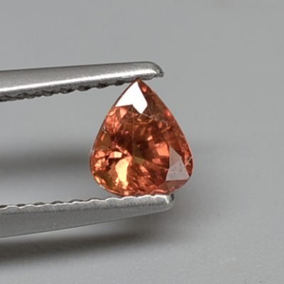 Umba-sapphire-0.76-ct.jpg