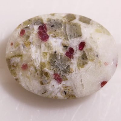 Y10304.jpg