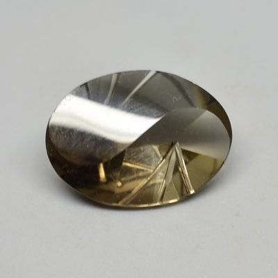 Ying-yang-quartz-5.48-ct.jpg