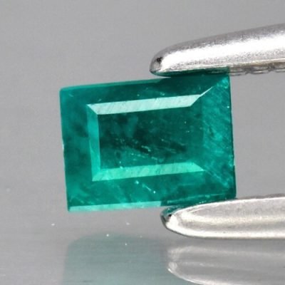 dioptase-0.18-ct.jpeg