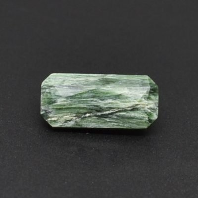 green-lizardite-1.00-ct.-rare-gemstone.jpg