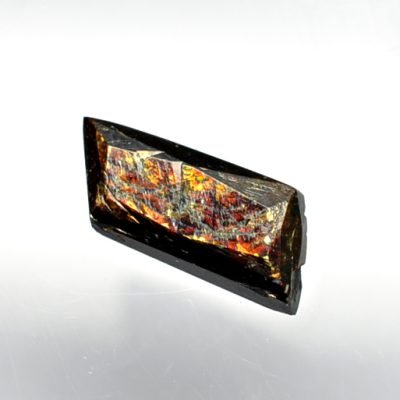 lamprophyllite-0.85-ct.jpg