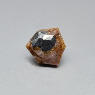 magnetoplumbite-1.66-ct.jpg